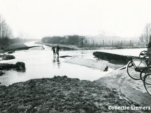 Waterschade aan de Marsweg te Lathum