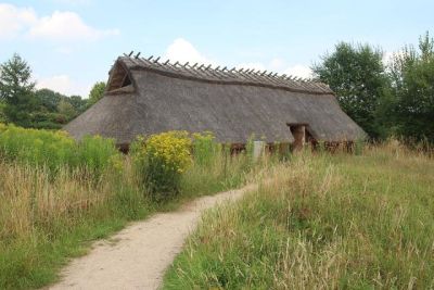 Voorbeeld van een boerderij uit deze tijd. Foto: Peter van der Sluijs, CC BY-SA 4.0