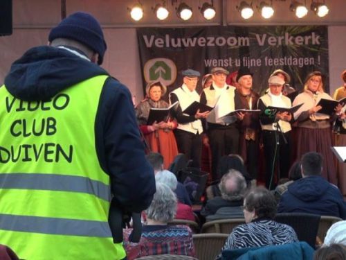 Video Club Duiven aan het werk op het Dickens Festival in Duiven