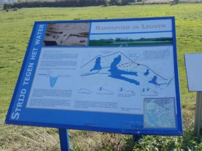 Informatiebord Verdronken dorp Leuffen